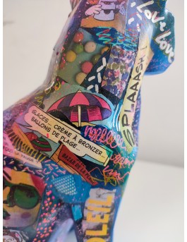 Modern fox statue with contemporary pop art style